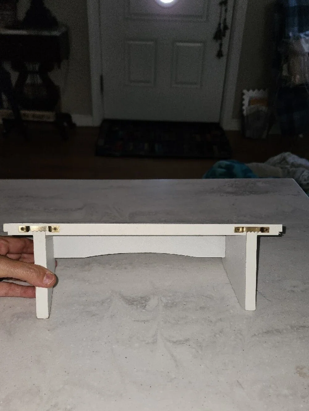 Set Of 6 White Wood Slotted Shelf
